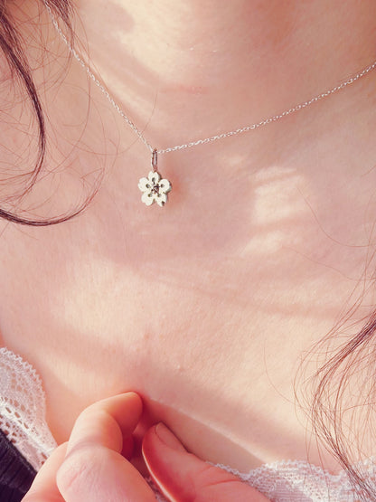 Collier Fleur de Cerisier