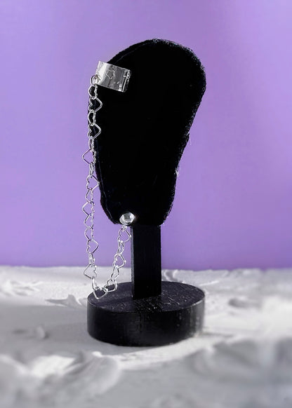 Manchette d'Oreille chaine de Coeurs