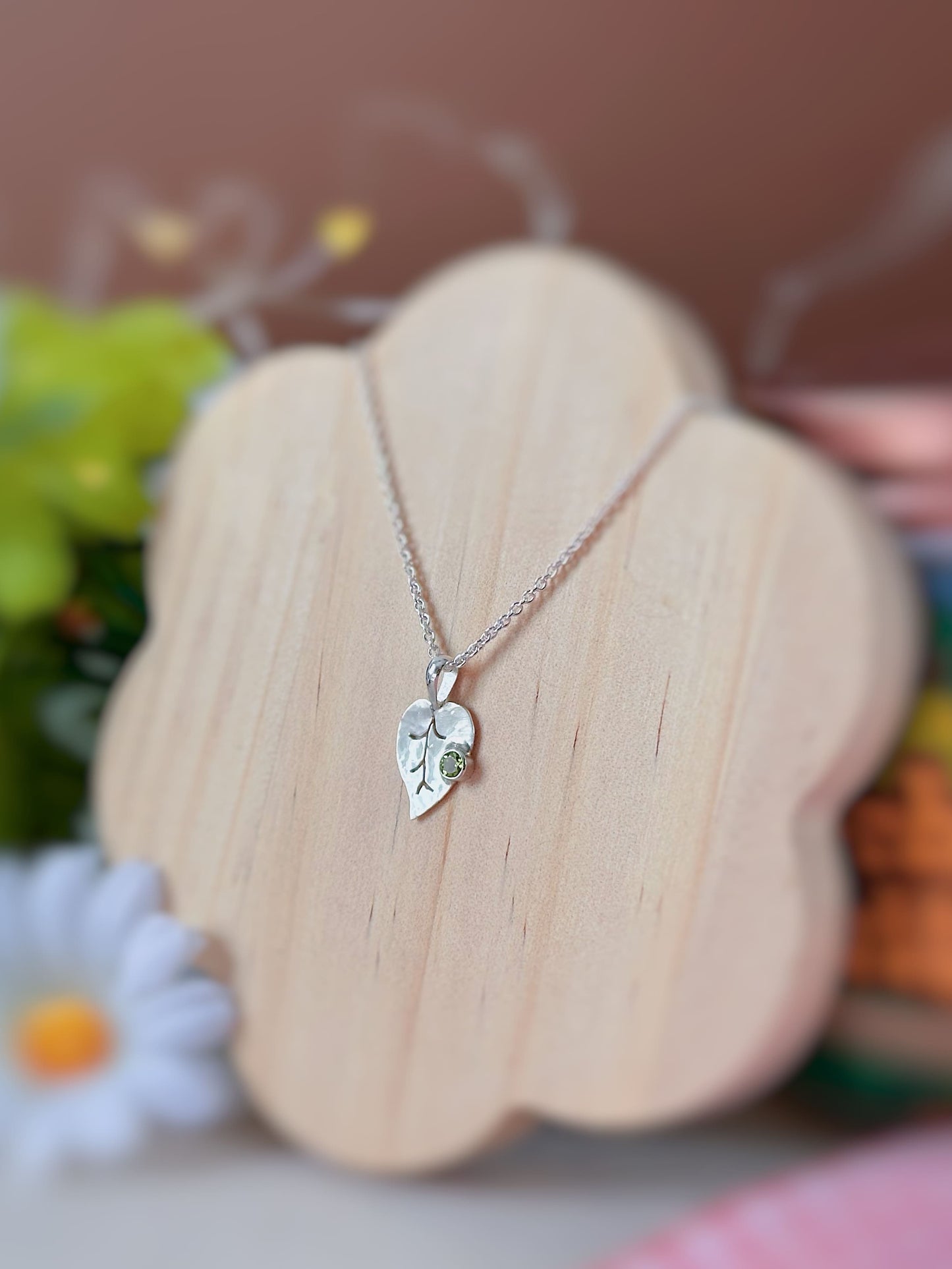 Collier Feuille et péridot